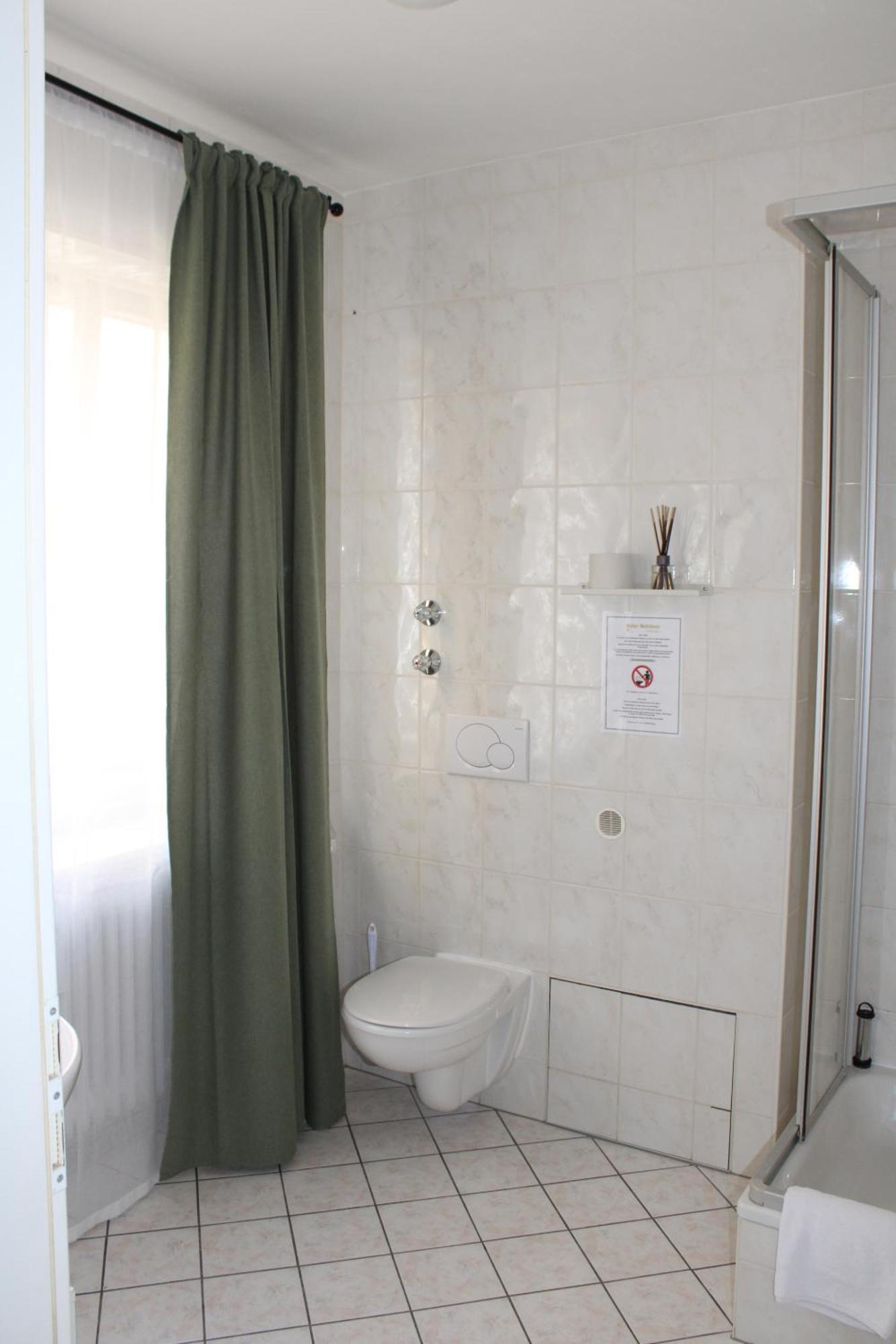Gasthof Wolferstetter Vilshofen an der Donau Ngoại thất bức ảnh